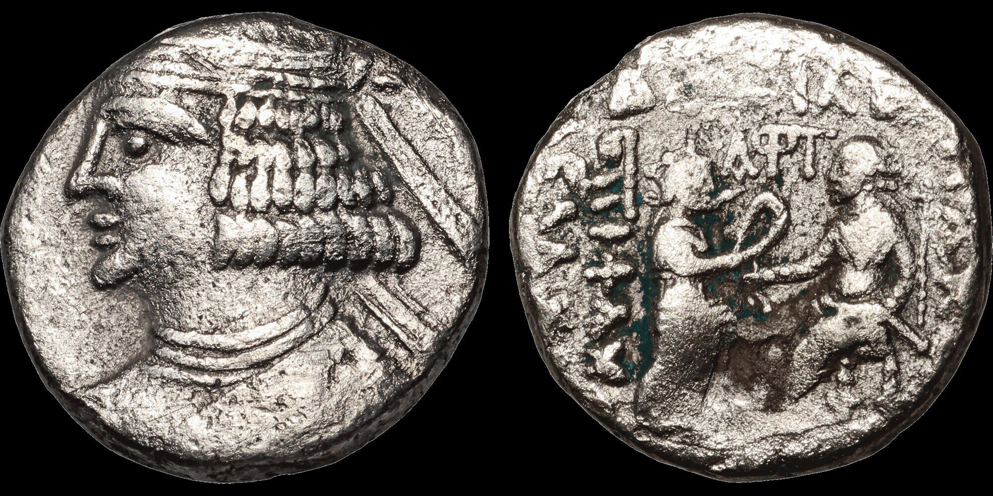 Par-022 パルティア帝国 パコルス2世(78～120年頃) ドラクマ銀貨 Par-022 パルティア帝国 パコルス2世(78～120年頃) ドラクマ銀貨